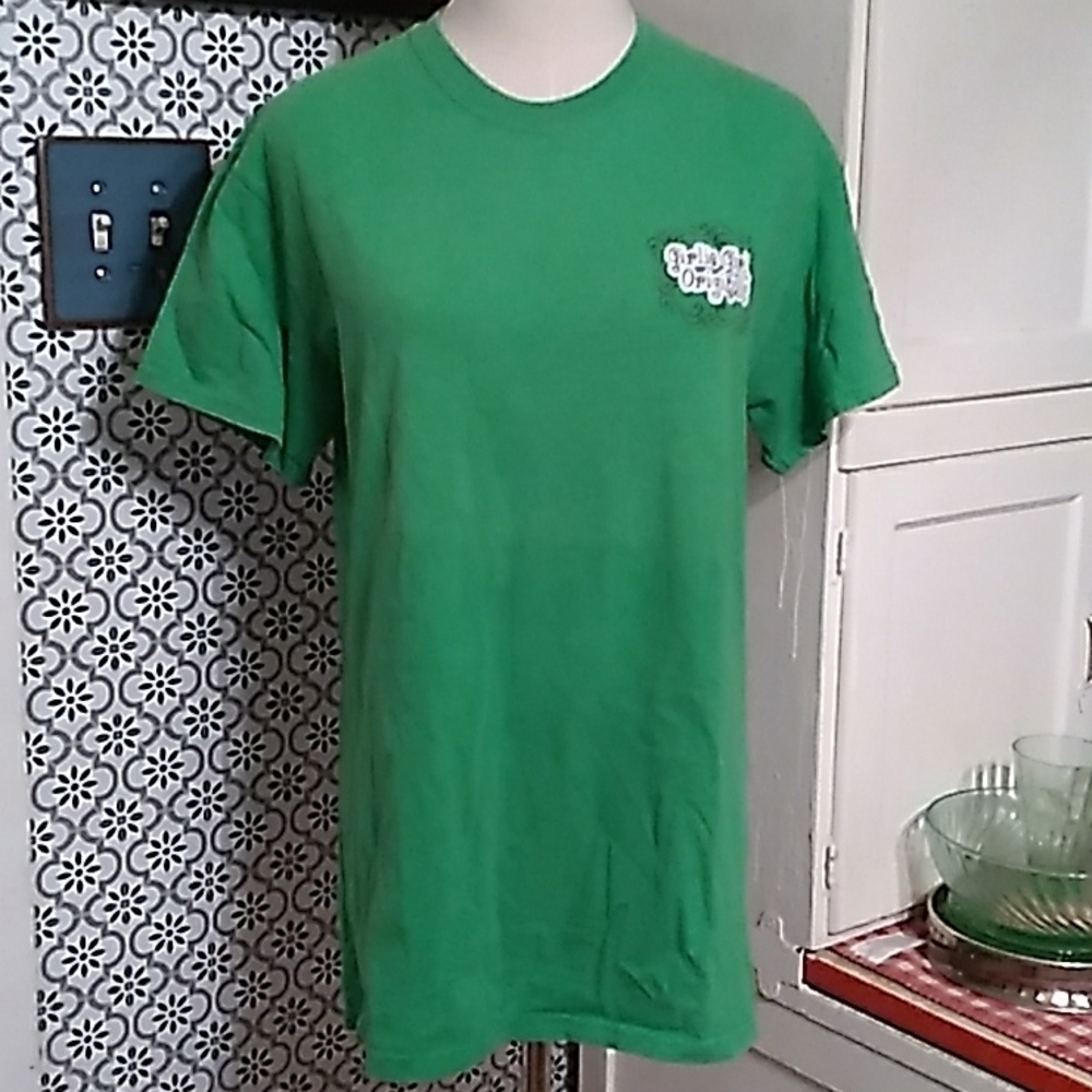 Girlie Girl Christmas medium shirt 👕